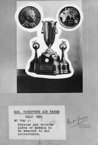 macrobertson race 1934 trophy and medals 0013-0015
